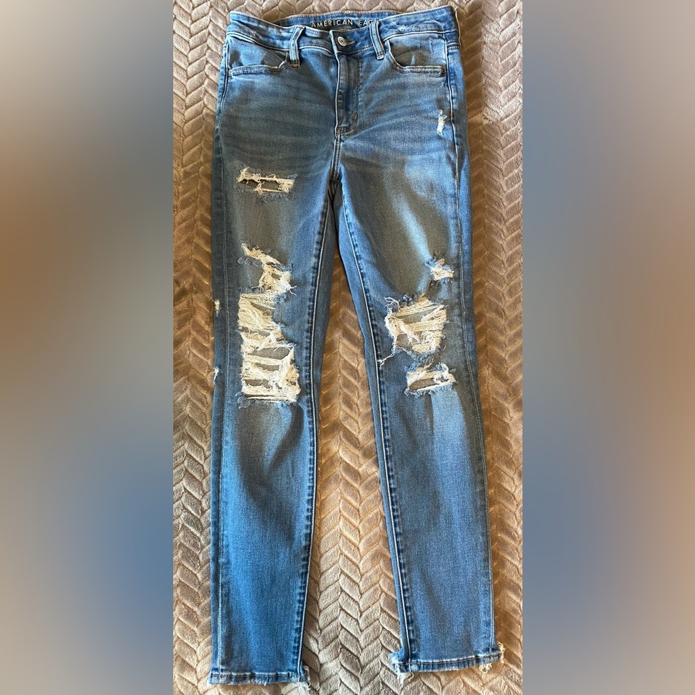American Eagle Super Hi-Rise Jegging Ne(X)t Level Stretch Size 6 Med Light Wash
